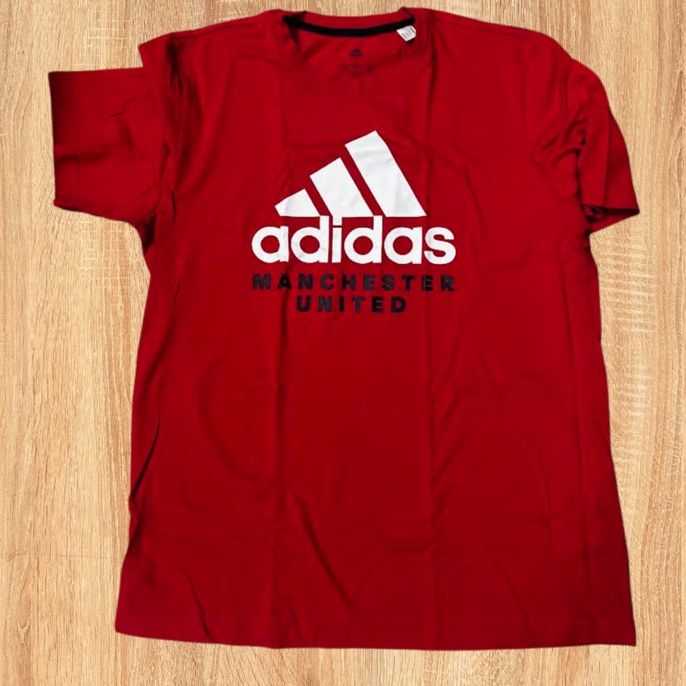 Adidas Red Manchester United Tee